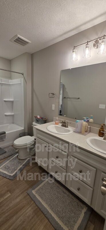 Building Photo - 653 Mill Stone Dr