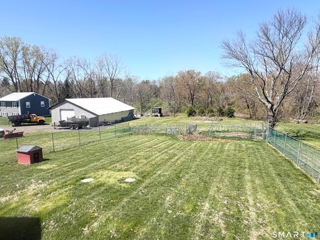 Building Photo - 103 Pond Hill Rd