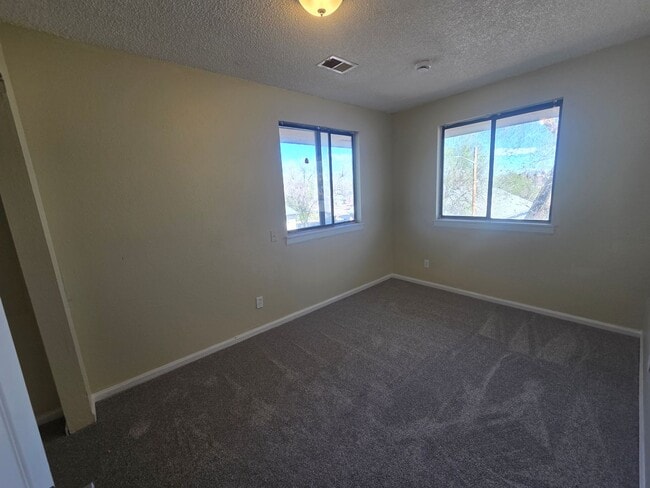 Building Photo - Wolff St - GN