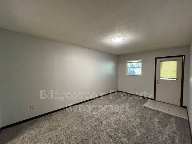 Building Photo - 103 Candlewood Ct