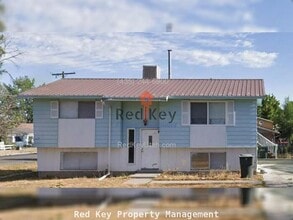 Building Photo - 600 N Duplex