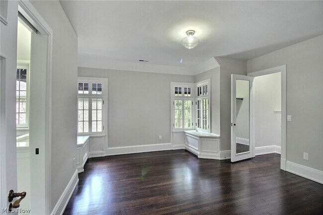 Building Photo - 2970 Fairmount Blvd