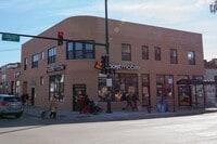 Building Photo - 4001 W Armitage Ave