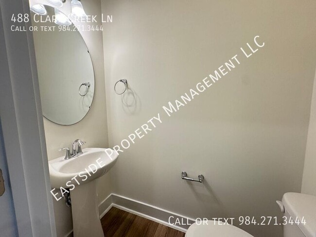 Building Photo - 488 Clark Creek Ln