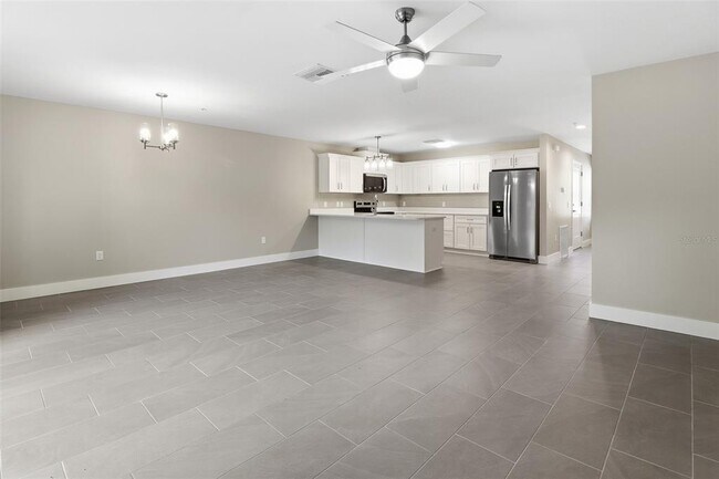 Building Photo - 43 SE 15th Terrace