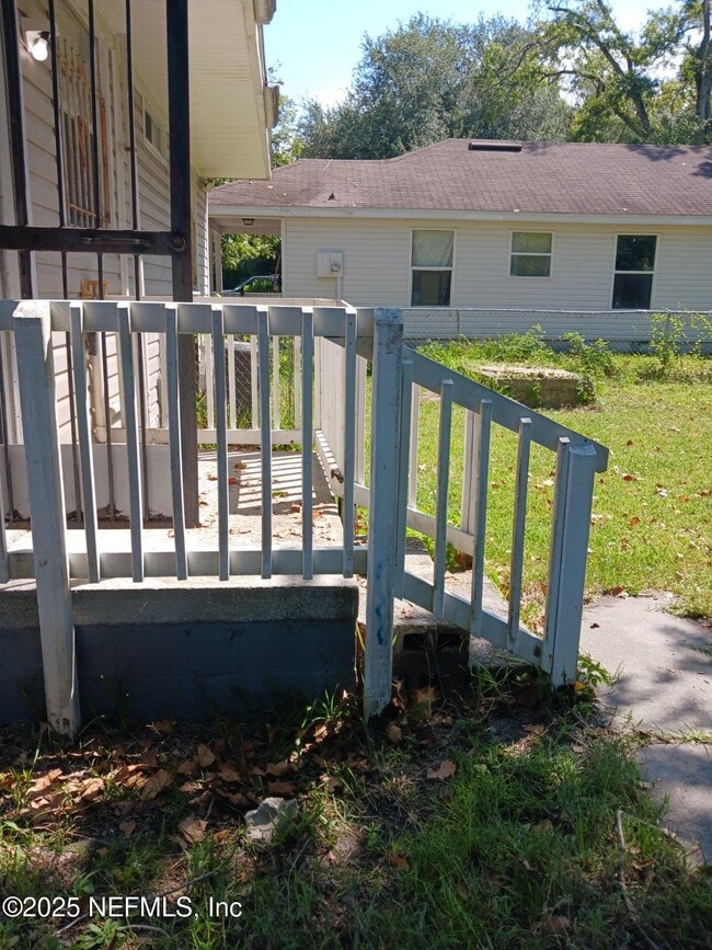 Building Photo - 2102 Brooklyn Rd