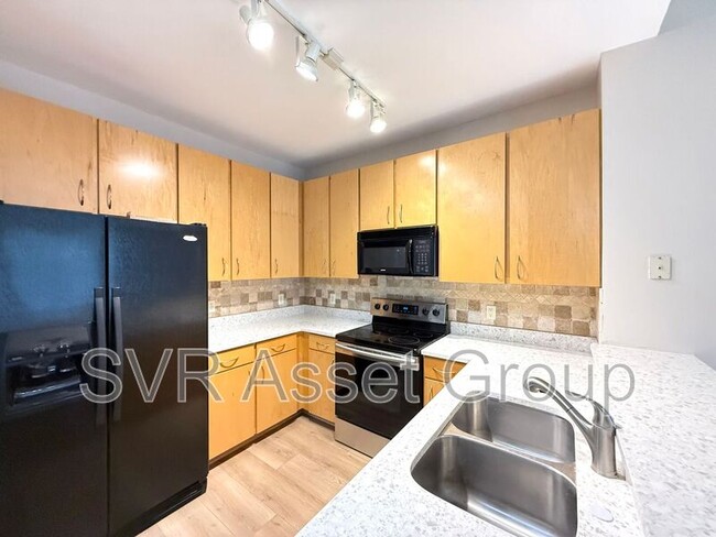 Building Photo - 12700 Bartram Park Blvd