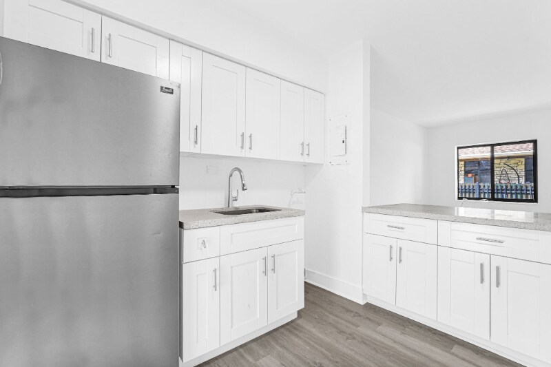 Building Photo - 173 NW 56th St