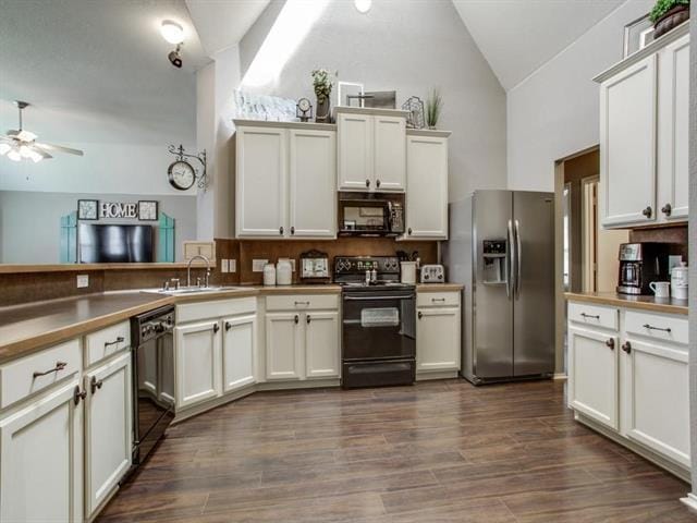Building Photo - 1701 Heron Dr
