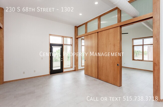 Building Photo - 230 S 68th St