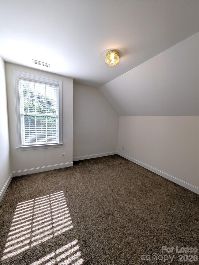Building Photo - 2409 Trace Creek Dr