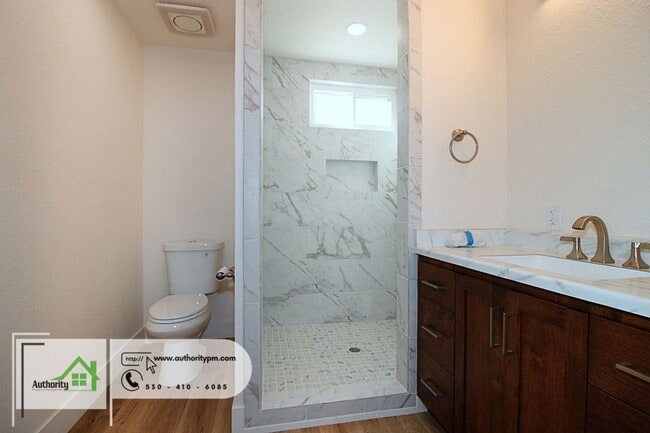 Building Photo - 9905 Merryhill Ln