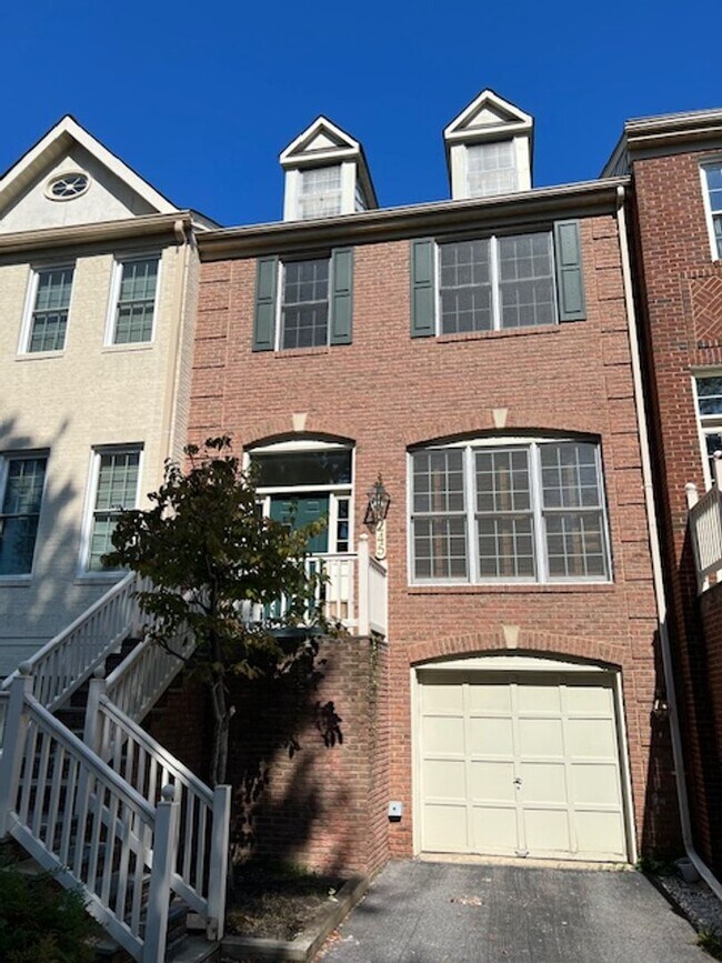 Primary Photo - LUXURIOUS MAGRUDER BUILT TOWNHOME