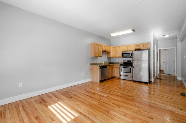 Building Photo - 24 Chittenden Ave