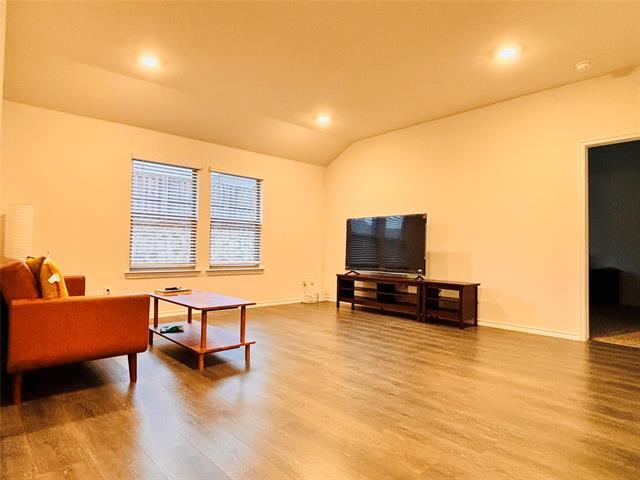 Building Photo - 1304 Johnson Dr