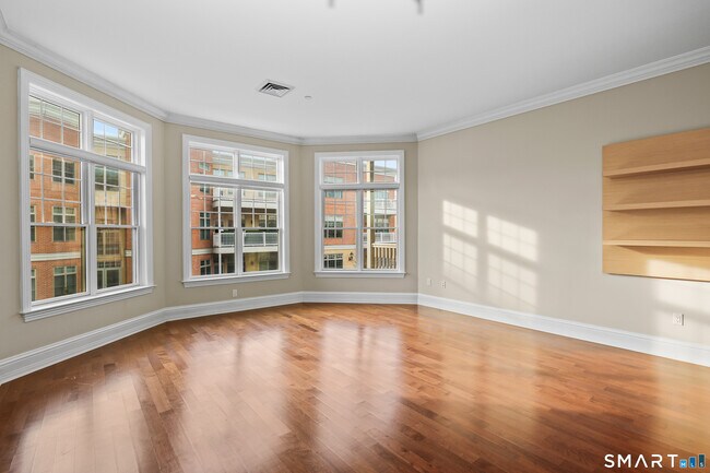 Building Photo - 50 Stone Ridge Way