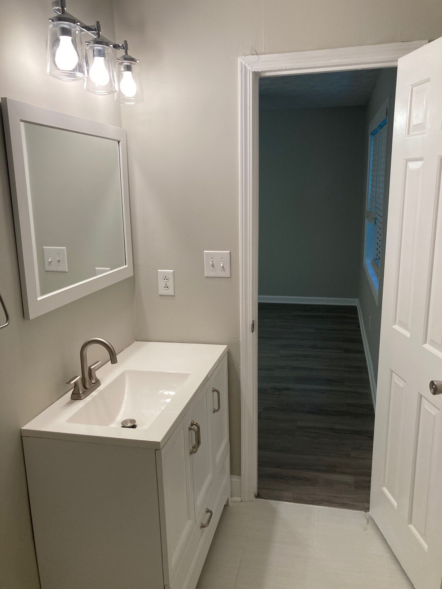 Building Photo - 340 Winding River Dr