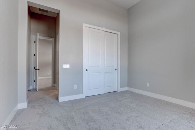 Building Photo - 4778 Outlook Peak St