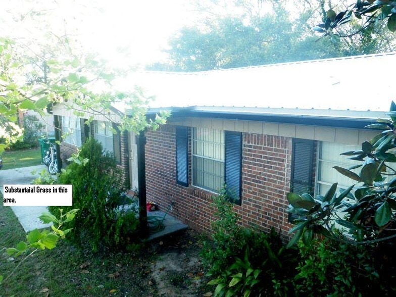Building Photo - 18 Twisted Oak Trl