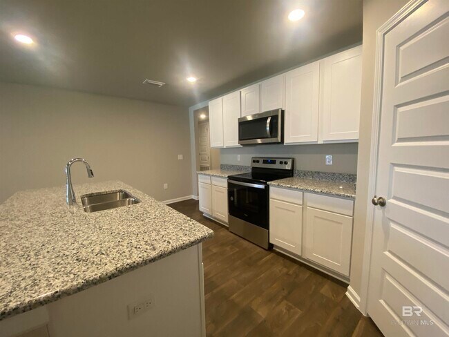 Building Photo - 10559 Ruffian Rte