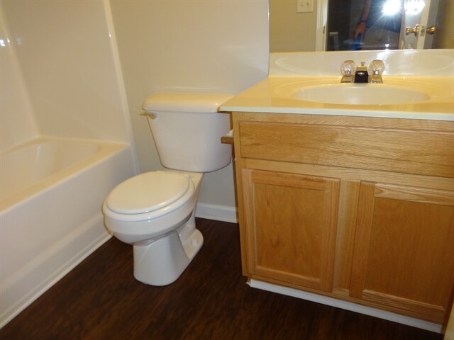 Building Photo - 165 Ilex Dr