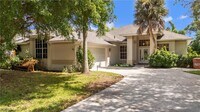Building Photo - 1580 Argyle Dr