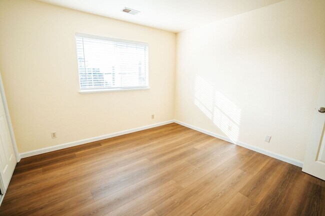 Building Photo - Fully Remodeled 3-Bedroom Home in McKinleyville