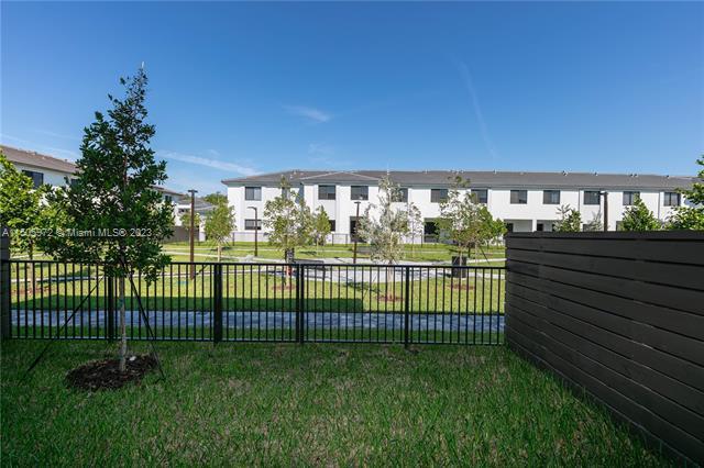 Building Photo - 8321 SW 121st Ter