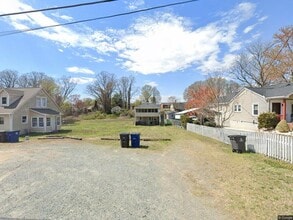 Building Photo - 4040 Reich St