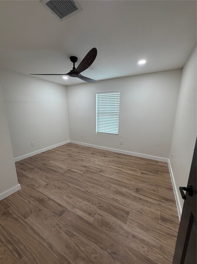 Building Photo - 4607 Billingsley St