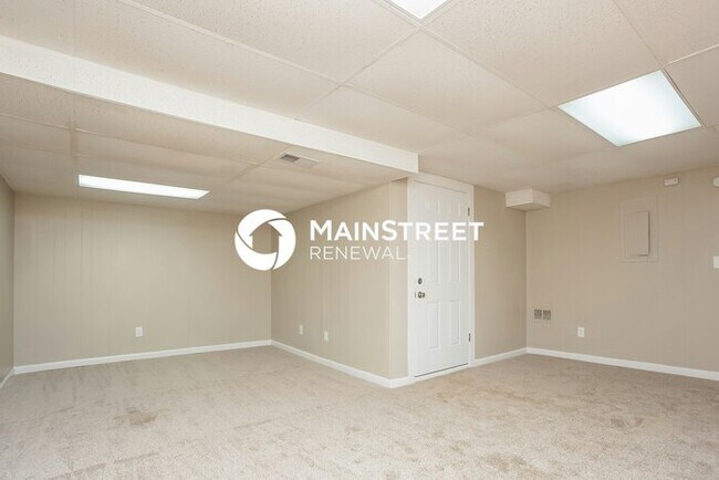 Building Photo - 3 Bedroom Pet-Friendly Home in Acworth, GA with Main Street Renewal