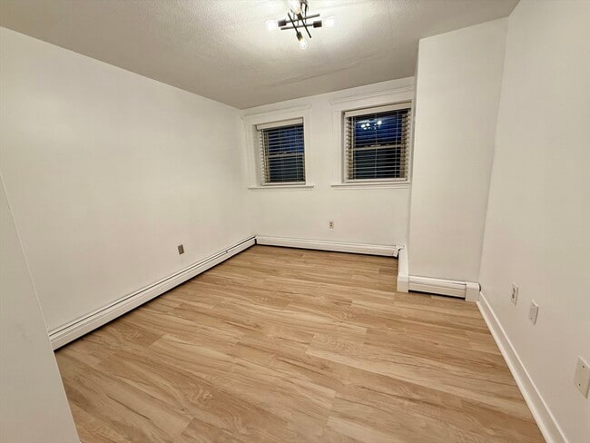 Building Photo - 28 Ransom Rd