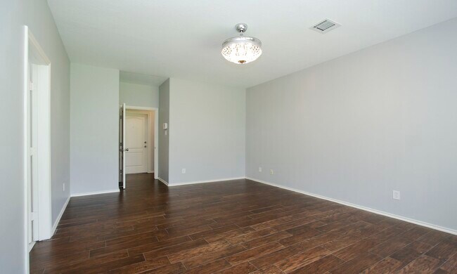 Building Photo - 10314 Cliff Haven Ct