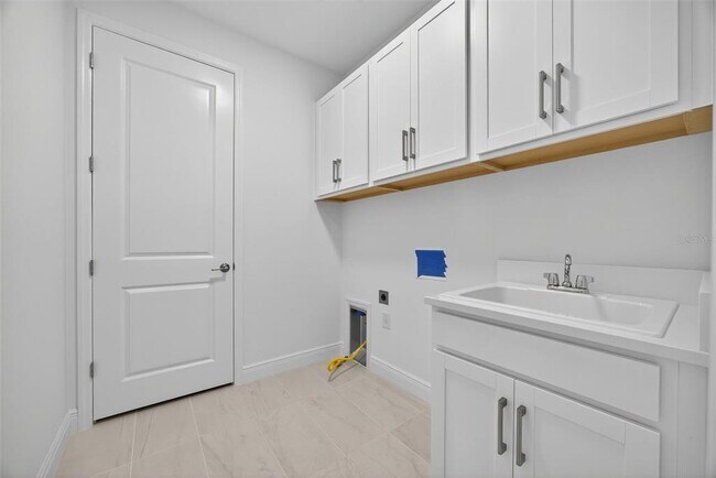 Building Photo - 7536 Nighthawk Dr