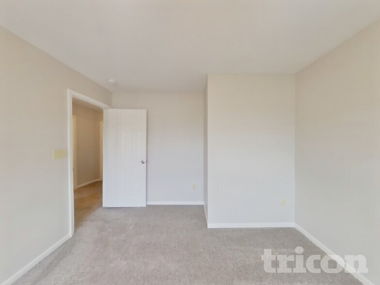 Building Photo - 238 Heartwood Hill