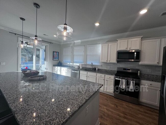 Building Photo - 126 Brant Dr