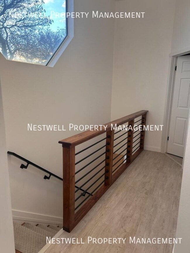 Building Photo - 426 N Orch Dr