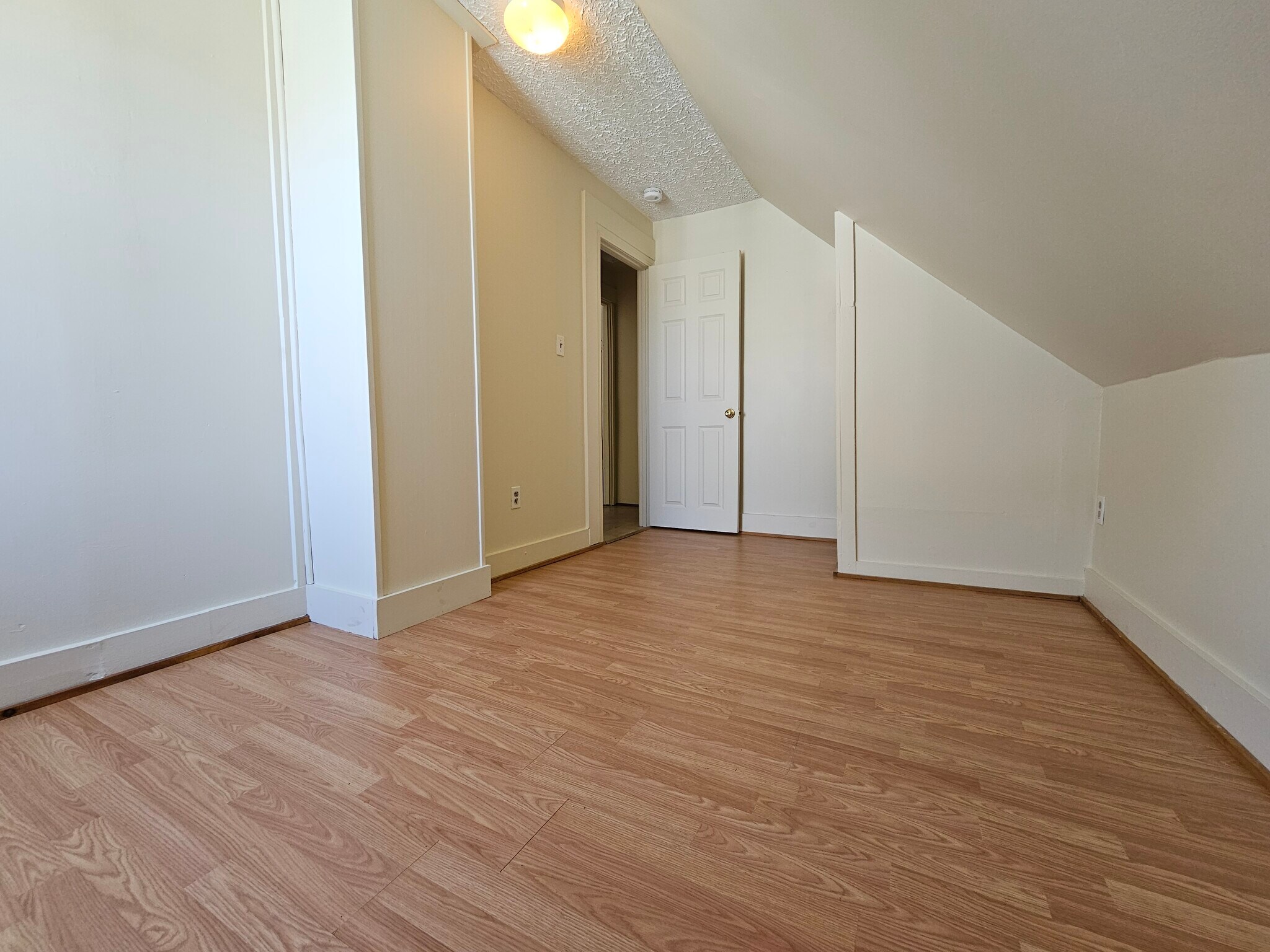 Building Photo - 17 Mousam St