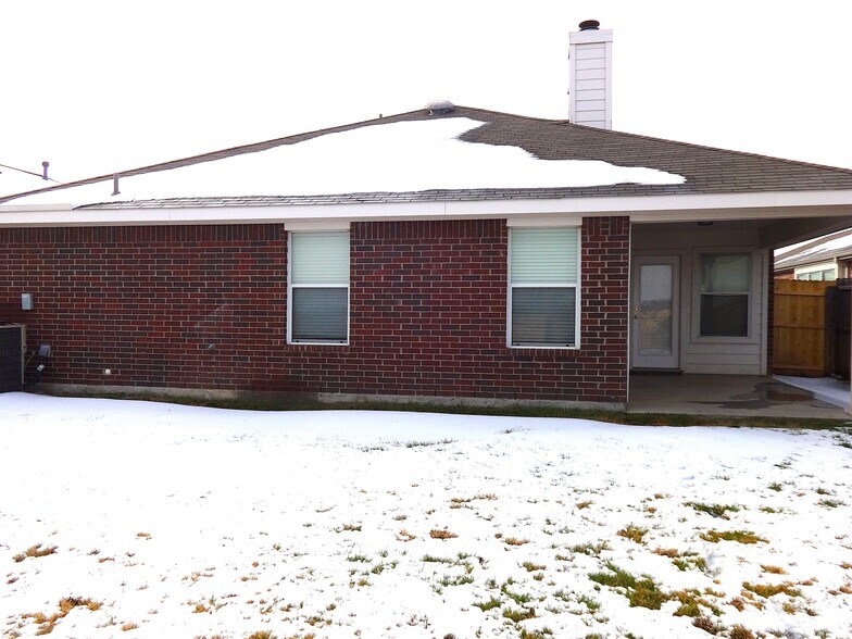 Building Photo - 8516 Minturn Dr