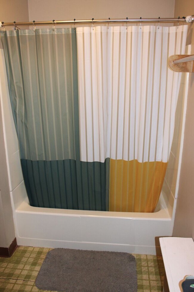 Building Photo - 967-971 Ch ADV RESIDENTIAL