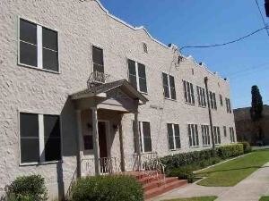 Primary Photo - 127 W Magnolia Ave