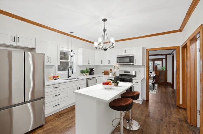 Building Photo - 1411 S 56th Ct