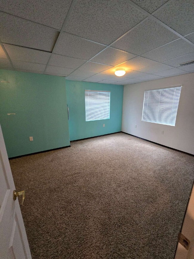 Building Photo - Spacious 5-Bedroom West Valley City Home w...