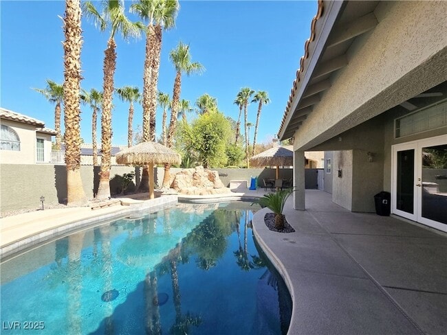 Building Photo - 2522 Furnace Creek Ave
