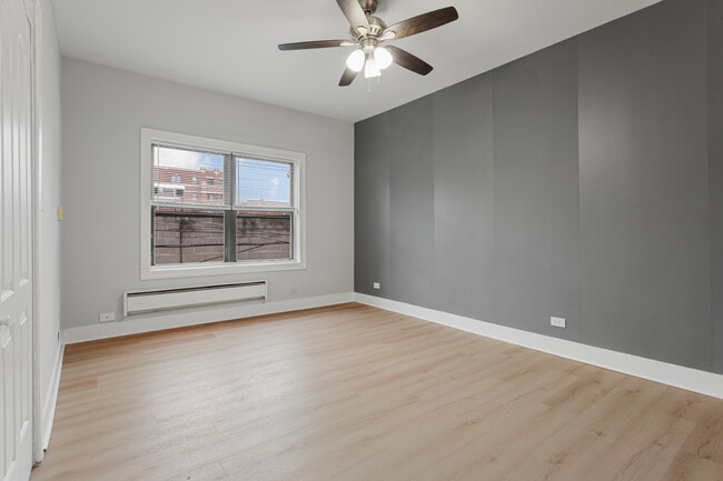 Building Photo - 4555 Malden St