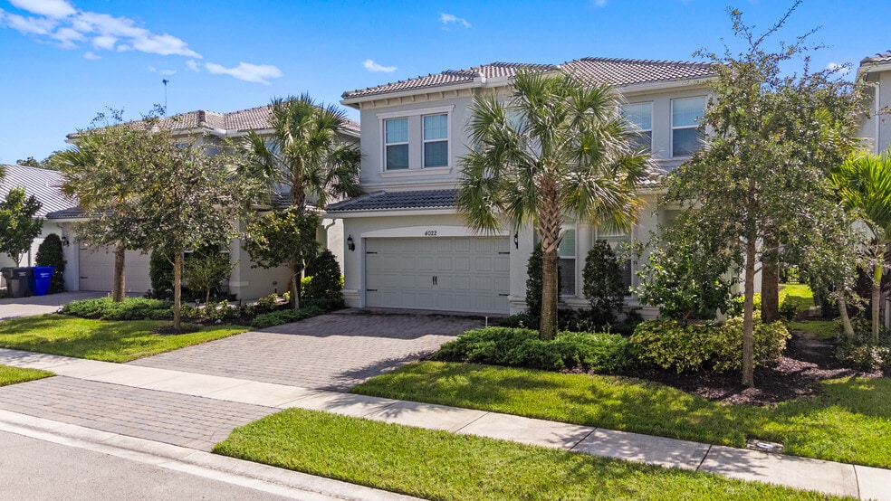 Building Photo - 4022 Large Leaf Ln