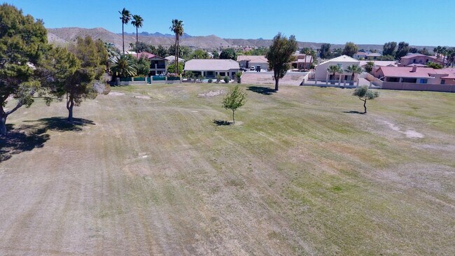Building Photo - Community Beach and Boat Launch