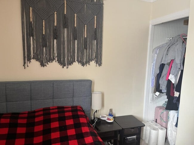 Building Photo - 9 James St