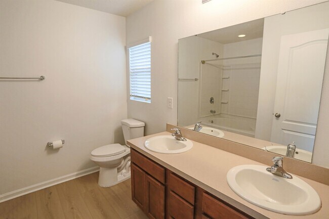 Building Photo - 56 Green Palm Ct