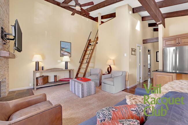 Building Photo - Available March-December ONLY - 2BR + Loft, 2BA with Health Club Membership